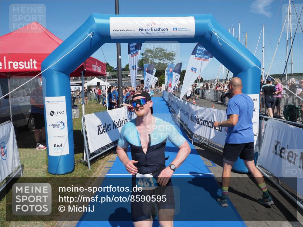 17.08.2025 - KN Förde Triathlon 2025 MichiJ http://msf.ph/oto/8590595 17.08.2025 13:49:48 Laufen 461 meine-sportfotos.de
