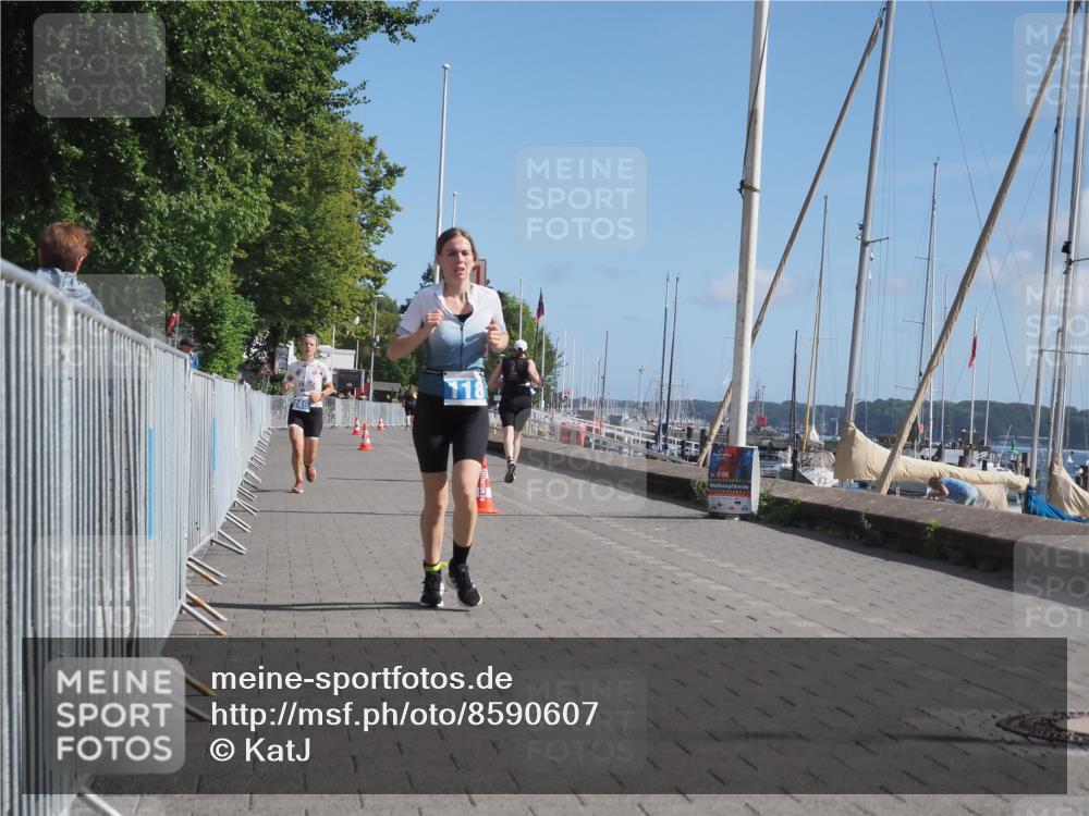 17.08.2025 - KN Förde Triathlon 2025 KatJ http://msf.ph/oto/8590607 17.08.2025 10:45:21 Laufen 118, 200, 249 meine-sportfotos.de