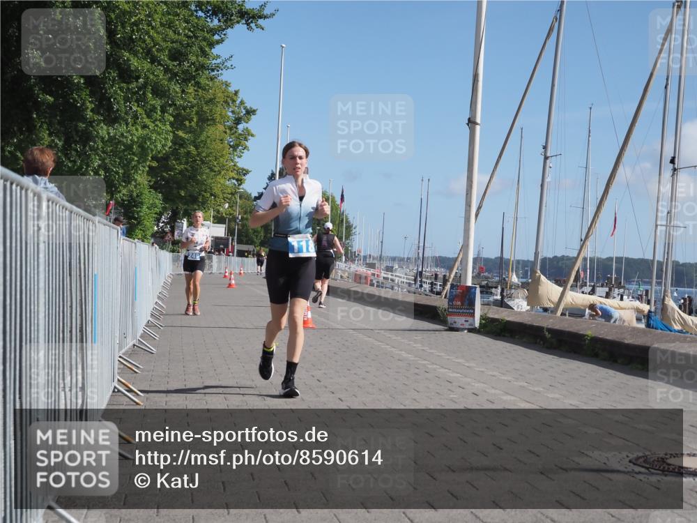 17.08.2025 - KN Förde Triathlon 2025 KatJ http://msf.ph/oto/8590614 17.08.2025 10:45:21 Laufen 118, 200, 249 meine-sportfotos.de