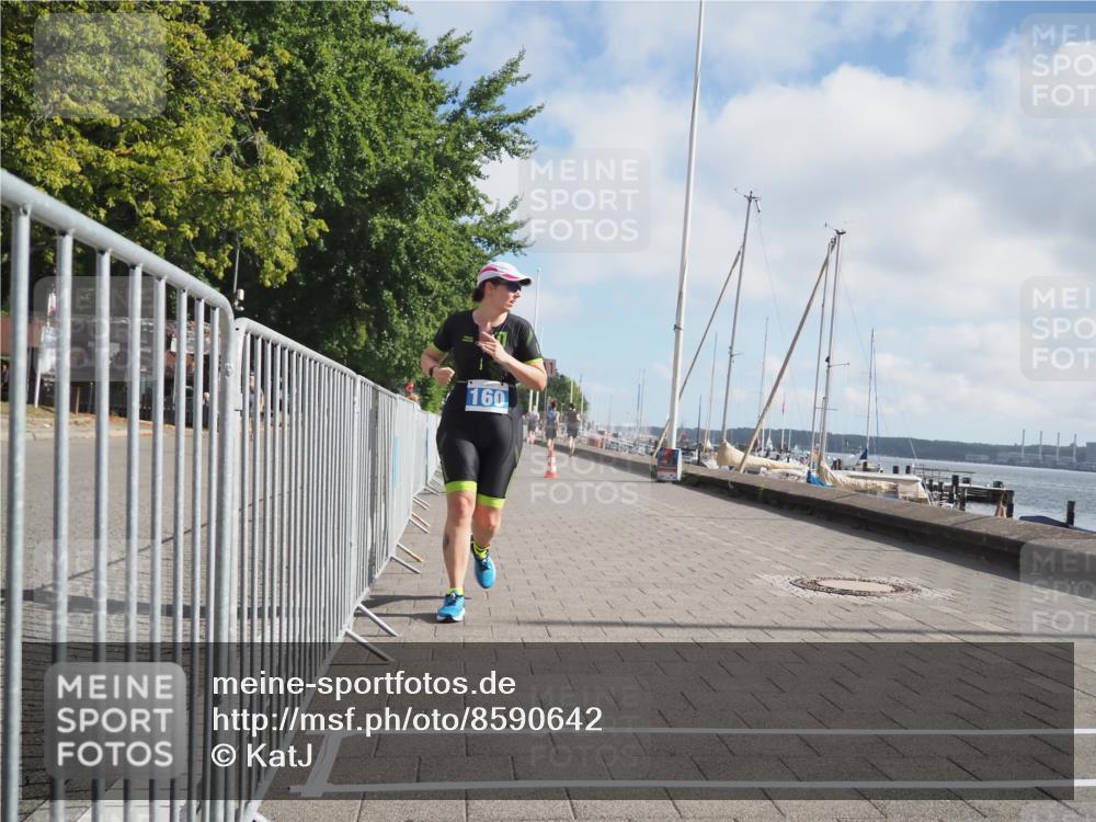 17.08.2025 - KN Förde Triathlon 2025 KatJ http://msf.ph/oto/8590642 17.08.2025 10:17:39 Laufen 102, 156, 160, 186 meine-sportfotos.de