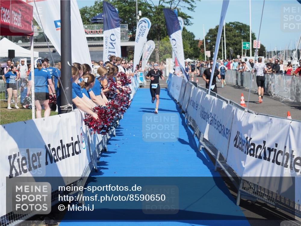 17.08.2025 - KN Förde Triathlon 2025 MichiJ http://msf.ph/oto/8590650 17.08.2025 13:50:06 Laufen 411 meine-sportfotos.de