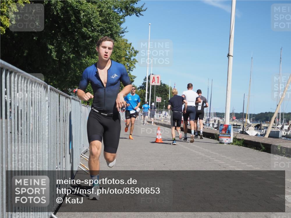 17.08.2025 - KN Förde Triathlon 2025 KatJ http://msf.ph/oto/8590653 17.08.2025 13:35:50 Laufen 455, 472, 498 meine-sportfotos.de