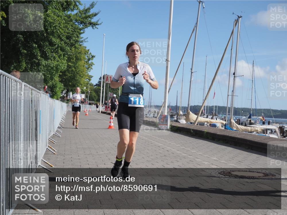 17.08.2025 - KN Förde Triathlon 2025 KatJ http://msf.ph/oto/8590691 17.08.2025 10:45:23 Laufen 118, 200, 249 meine-sportfotos.de