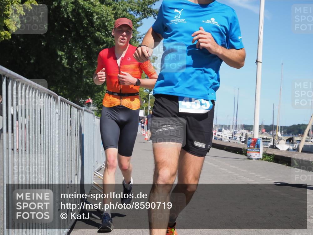 17.08.2025 - KN Förde Triathlon 2025 KatJ http://msf.ph/oto/8590719 17.08.2025 13:35:55 Laufen 455, 472 meine-sportfotos.de