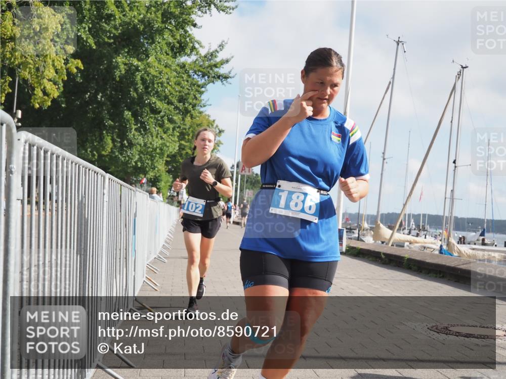 17.08.2025 - KN Förde Triathlon 2025 KatJ http://msf.ph/oto/8590721 17.08.2025 10:17:43 Laufen 102, 156, 186 meine-sportfotos.de