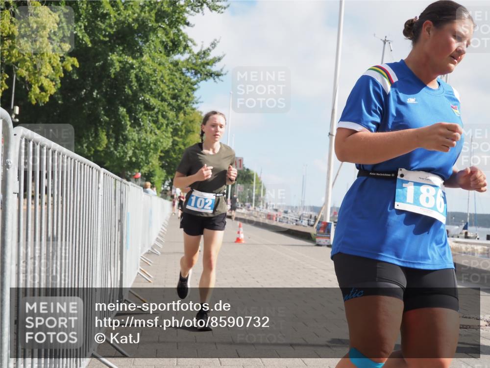 17.08.2025 - KN Förde Triathlon 2025 KatJ http://msf.ph/oto/8590732 17.08.2025 10:17:43 Laufen 102, 156, 186 meine-sportfotos.de