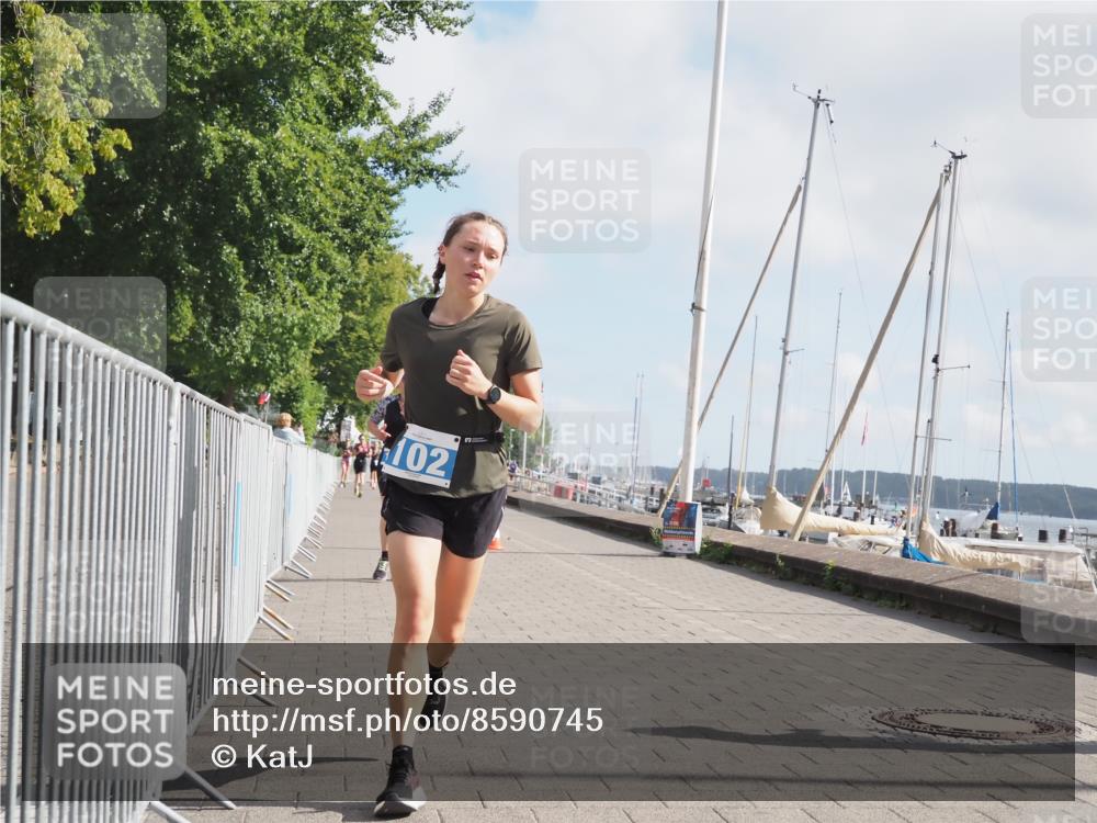 17.08.2025 - KN Förde Triathlon 2025 KatJ http://msf.ph/oto/8590745 17.08.2025 10:17:43 Laufen 102, 156, 186 meine-sportfotos.de