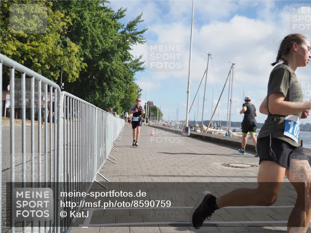17.08.2025 - KN Förde Triathlon 2025 KatJ http://msf.ph/oto/8590759 17.08.2025 10:17:45 Laufen 102, 156, 186 meine-sportfotos.de