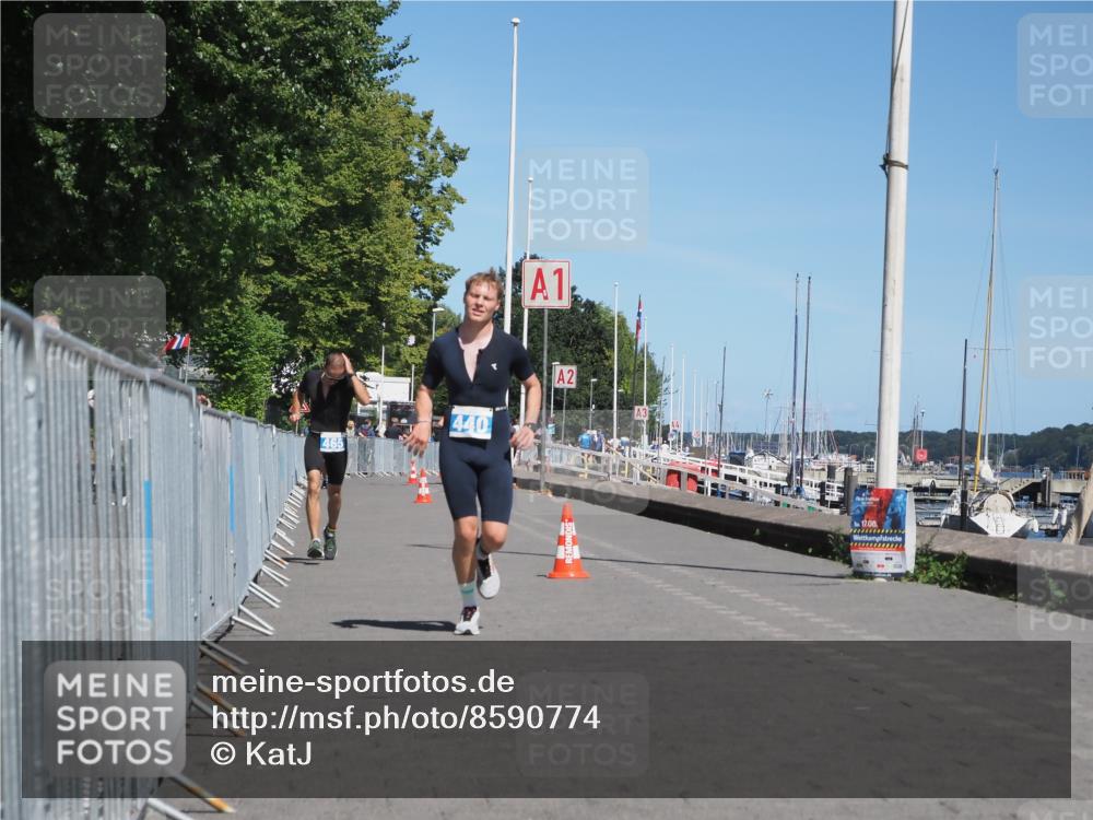 17.08.2025 - KN Förde Triathlon 2025 KatJ http://msf.ph/oto/8590774 17.08.2025 13:36:14 Laufen 440, 465 meine-sportfotos.de