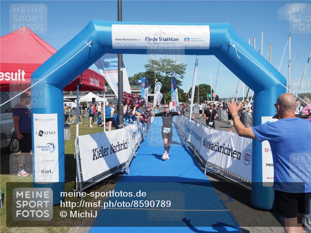 17.08.2025 - KN Förde Triathlon 2025 MichiJ http://msf.ph/oto/8590789 17.08.2025 13:50:09 Laufen 411 meine-sportfotos.de