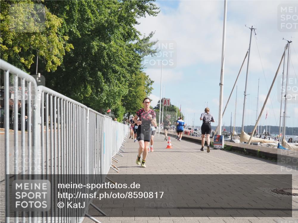17.08.2025 - KN Förde Triathlon 2025 KatJ http://msf.ph/oto/8590817 17.08.2025 10:17:55 Laufen 143, 173, 204 meine-sportfotos.de