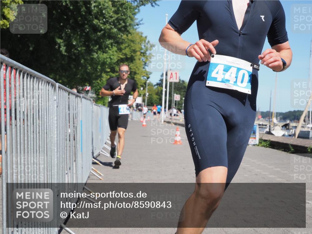 17.08.2025 - KN Förde Triathlon 2025 KatJ http://msf.ph/oto/8590843 17.08.2025 13:36:17 Laufen 440, 465 meine-sportfotos.de
