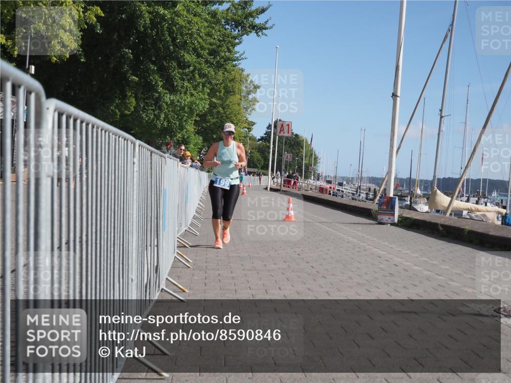 17.08.2025 - KN Förde Triathlon 2025 KatJ http://msf.ph/oto/8590846 17.08.2025 10:47:10 Laufen 199 meine-sportfotos.de