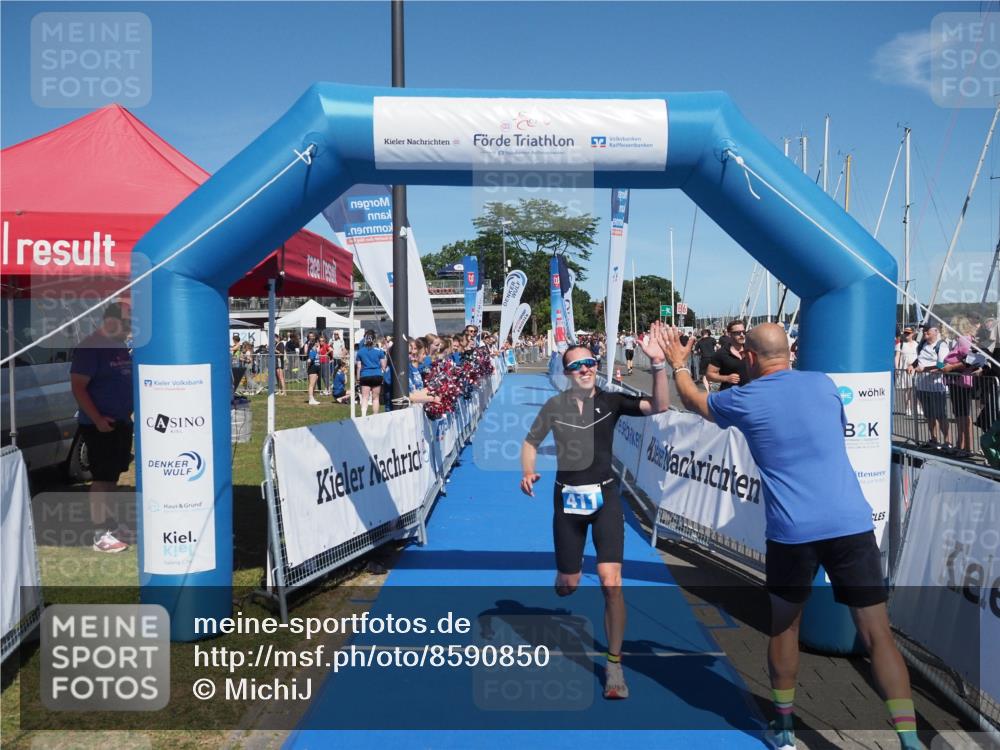 17.08.2025 - KN Förde Triathlon 2025 MichiJ http://msf.ph/oto/8590850 17.08.2025 13:50:11 Laufen 411 meine-sportfotos.de