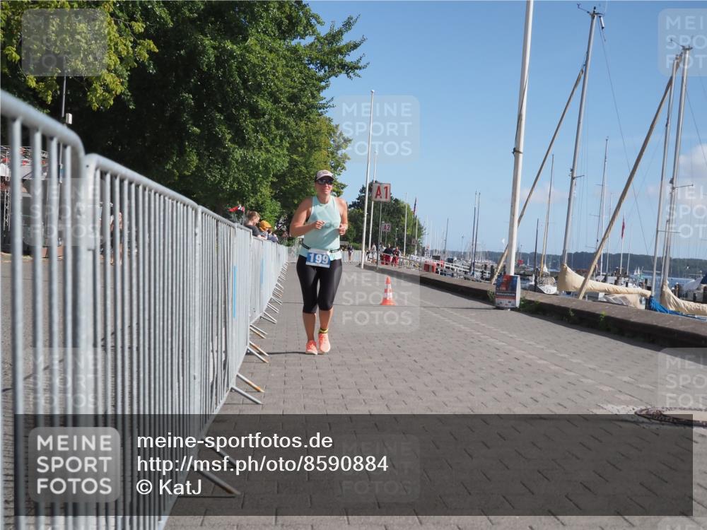 17.08.2025 - KN Förde Triathlon 2025 KatJ http://msf.ph/oto/8590884 17.08.2025 10:47:11 Laufen 199 meine-sportfotos.de