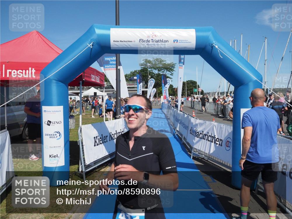 17.08.2025 - KN Förde Triathlon 2025 MichiJ http://msf.ph/oto/8590896 17.08.2025 13:50:12 Laufen 411 meine-sportfotos.de
