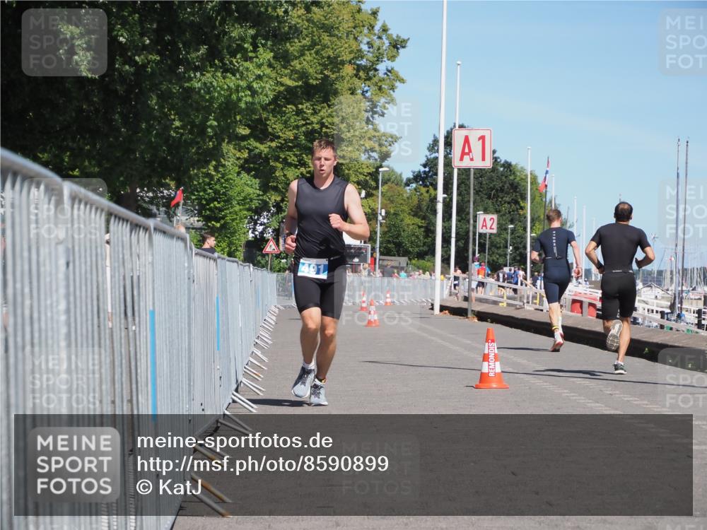 17.08.2025 - KN Förde Triathlon 2025 KatJ http://msf.ph/oto/8590899 17.08.2025 13:36:27 Laufen 491 meine-sportfotos.de