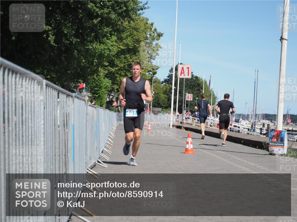 17.08.2025 - KN Förde Triathlon 2025 KatJ http://msf.ph/oto/8590914 17.08.2025 13:36:28 Laufen 491 meine-sportfotos.de