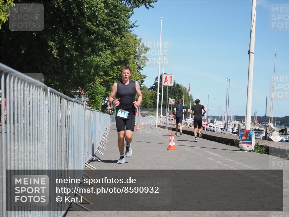 17.08.2025 - KN Förde Triathlon 2025 KatJ http://msf.ph/oto/8590932 17.08.2025 13:36:28 Laufen 491 meine-sportfotos.de