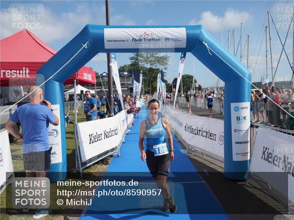 17.08.2025 - KN Förde Triathlon 2025 MichiJ http://msf.ph/oto/8590957 17.08.2025 10:32:42 Laufen 180 meine-sportfotos.de