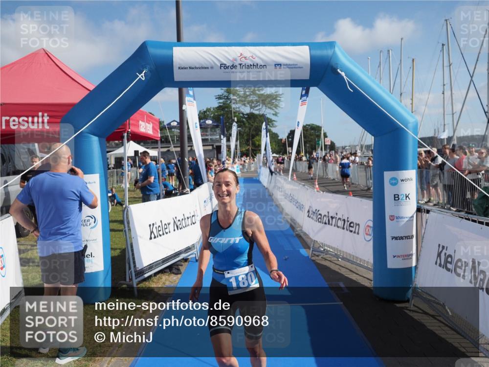 17.08.2025 - KN Förde Triathlon 2025 MichiJ http://msf.ph/oto/8590968 17.08.2025 10:32:42 Laufen 180 meine-sportfotos.de