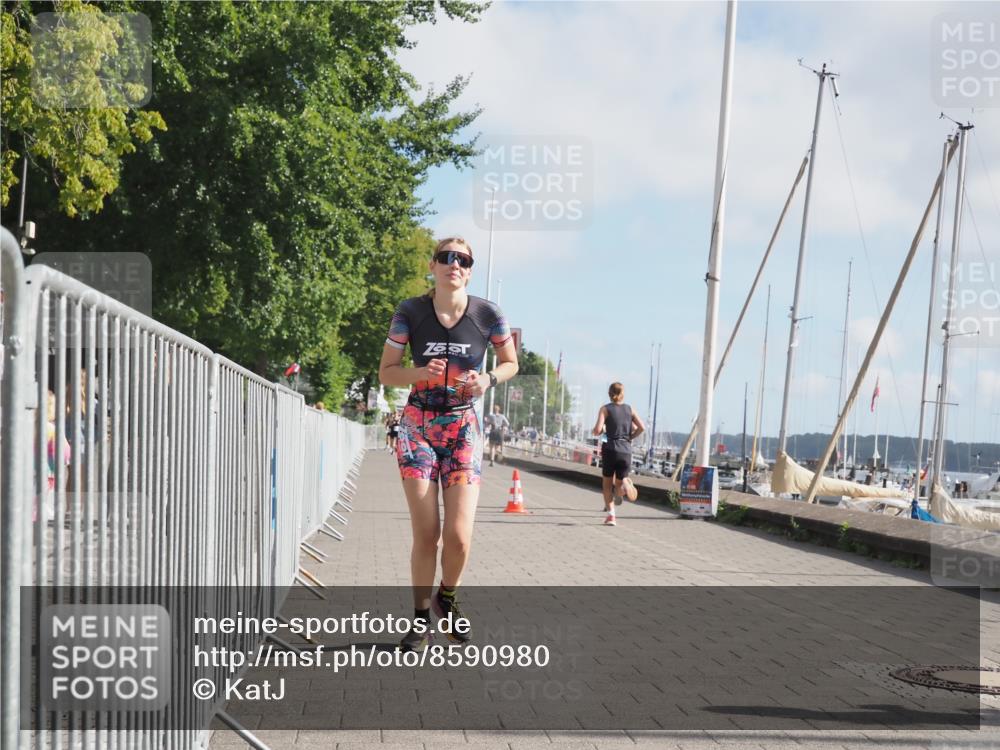 17.08.2025 - KN Förde Triathlon 2025 KatJ http://msf.ph/oto/8590980 17.08.2025 10:18:06 Laufen 173, 188 meine-sportfotos.de