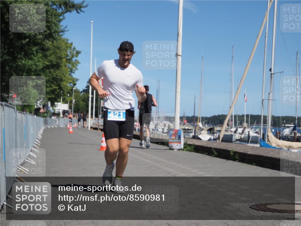 17.08.2025 - KN Förde Triathlon 2025 KatJ http://msf.ph/oto/8590981 17.08.2025 13:36:39 Laufen 421 meine-sportfotos.de