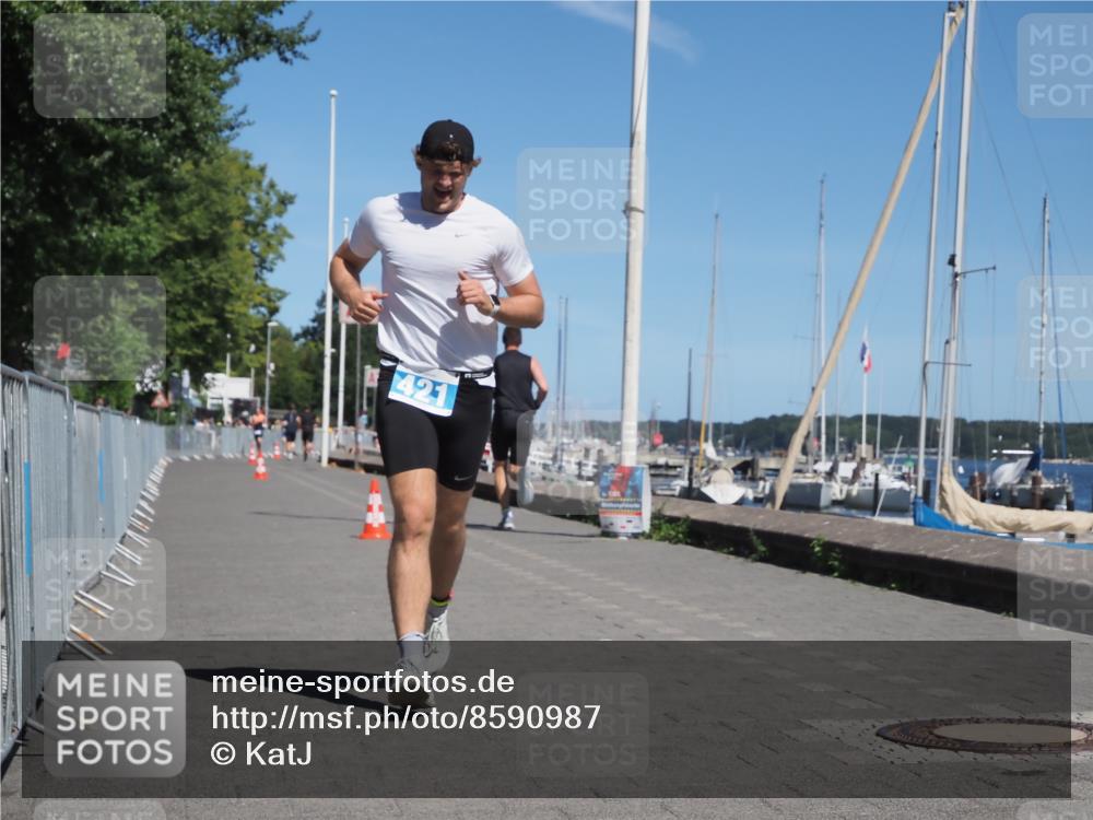 17.08.2025 - KN Förde Triathlon 2025 KatJ http://msf.ph/oto/8590987 17.08.2025 13:36:39 Laufen 421 meine-sportfotos.de