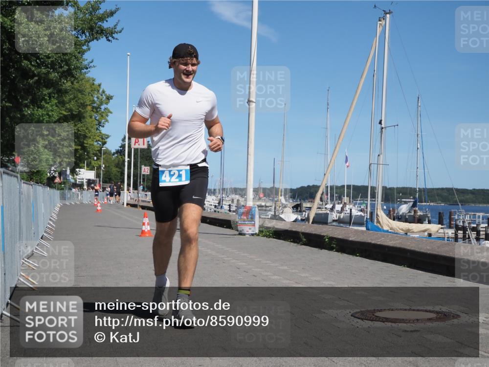 17.08.2025 - KN Förde Triathlon 2025 KatJ http://msf.ph/oto/8590999 17.08.2025 13:36:40 Laufen 421 meine-sportfotos.de