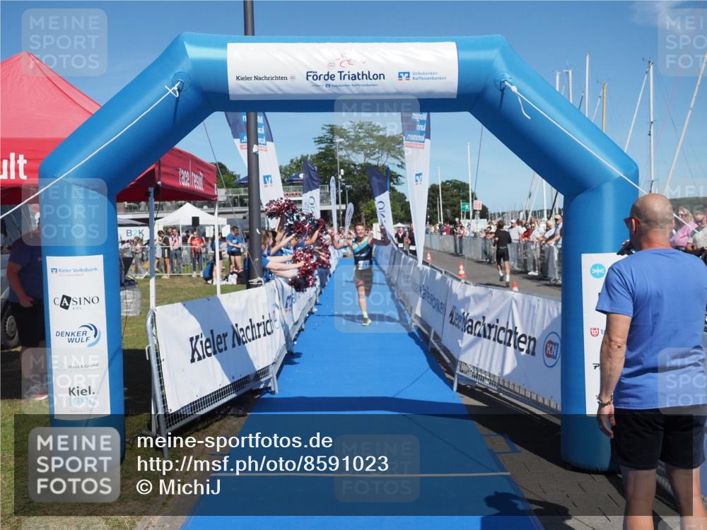 17.08.2025 - KN Förde Triathlon 2025 MichiJ http://msf.ph/oto/8591023 17.08.2025 13:50:41 Laufen 457 meine-sportfotos.de