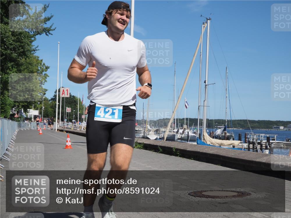 17.08.2025 - KN Förde Triathlon 2025 KatJ http://msf.ph/oto/8591024 17.08.2025 13:36:40 Laufen 421 meine-sportfotos.de