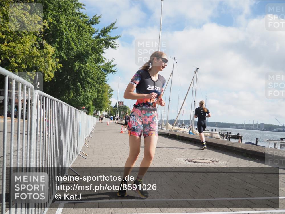 17.08.2025 - KN Förde Triathlon 2025 KatJ http://msf.ph/oto/8591026 17.08.2025 10:18:08 Laufen 188 meine-sportfotos.de