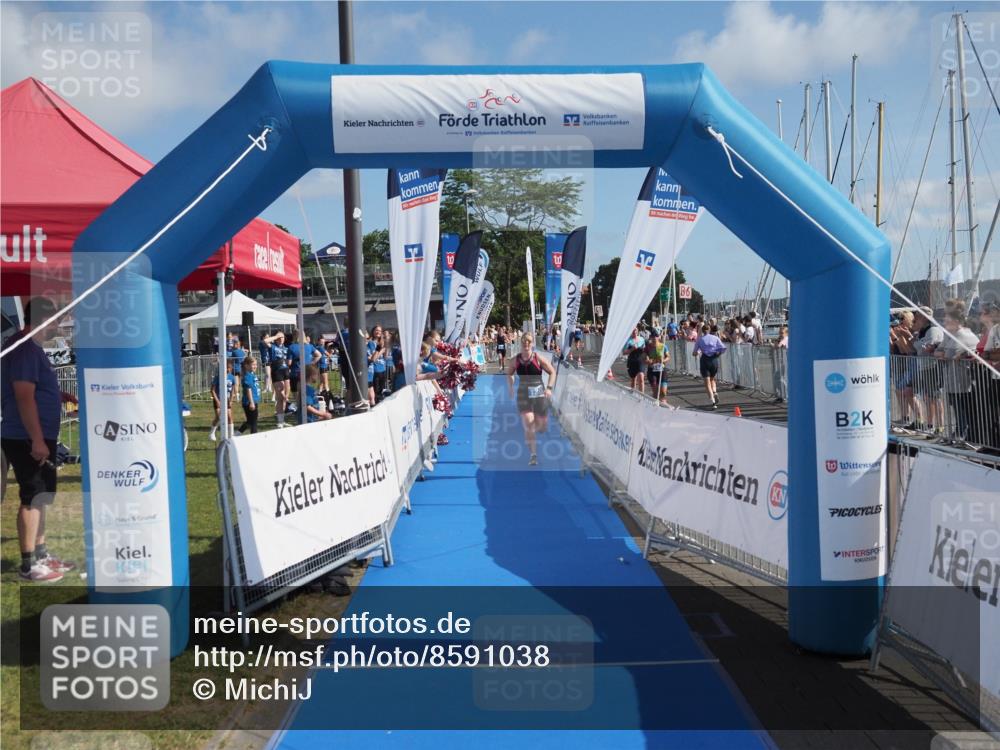 17.08.2025 - KN Förde Triathlon 2025 MichiJ http://msf.ph/oto/8591038 17.08.2025 10:33:04 Laufen 130 meine-sportfotos.de