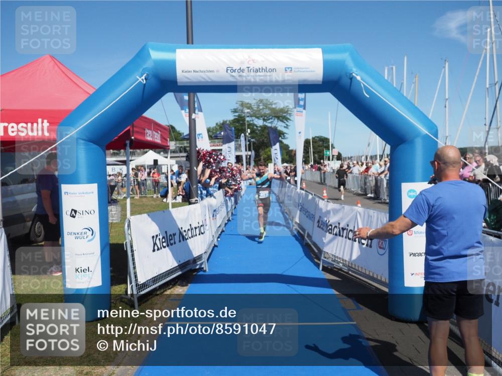 17.08.2025 - KN Förde Triathlon 2025 MichiJ http://msf.ph/oto/8591047 17.08.2025 13:50:41 Laufen 457 meine-sportfotos.de