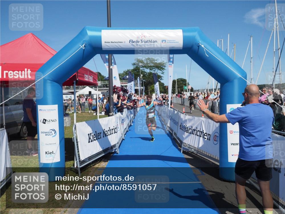 17.08.2025 - KN Förde Triathlon 2025 MichiJ http://msf.ph/oto/8591057 17.08.2025 13:50:42 Laufen 457 meine-sportfotos.de