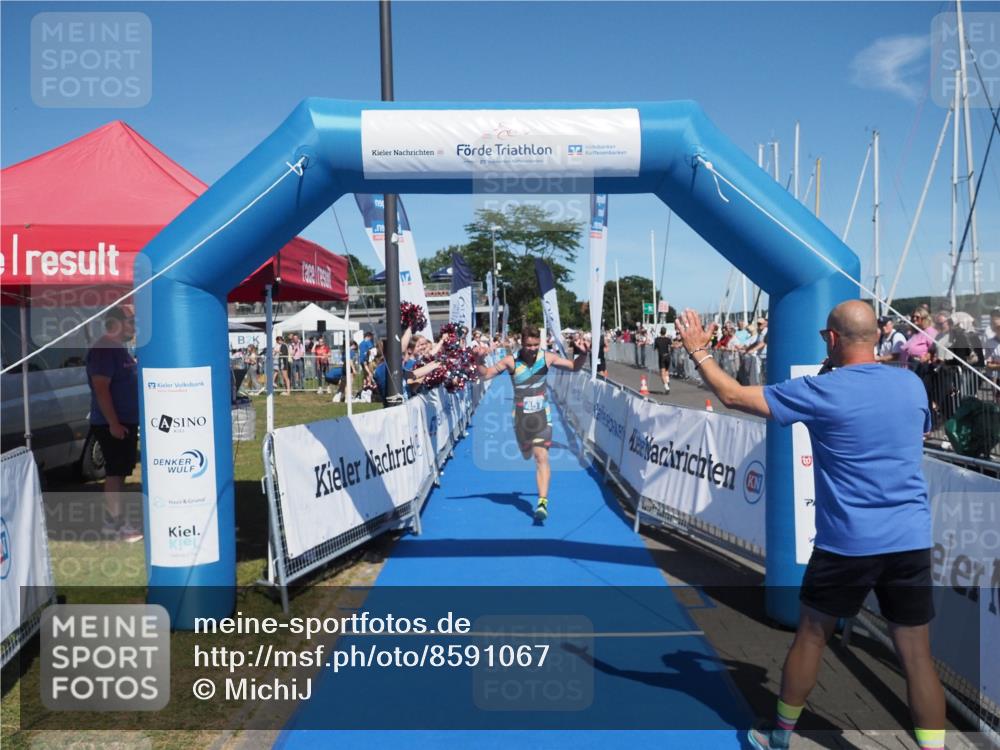 17.08.2025 - KN Förde Triathlon 2025 MichiJ http://msf.ph/oto/8591067 17.08.2025 13:50:42 Laufen 457 meine-sportfotos.de