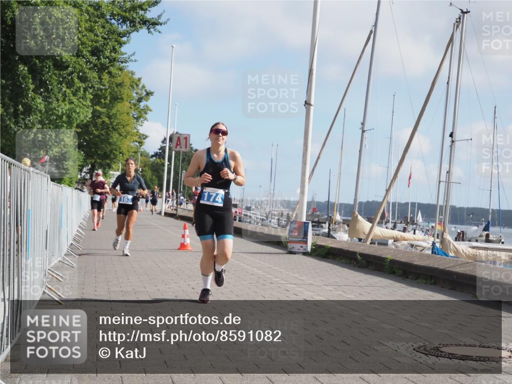 17.08.2025 - KN Förde Triathlon 2025 KatJ http://msf.ph/oto/8591082 17.08.2025 10:18:25 Laufen 163, 174 meine-sportfotos.de