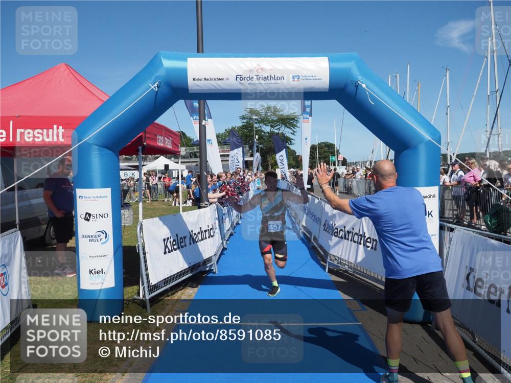 17.08.2025 - KN Förde Triathlon 2025 MichiJ http://msf.ph/oto/8591085 17.08.2025 13:50:42 Laufen 457 meine-sportfotos.de
