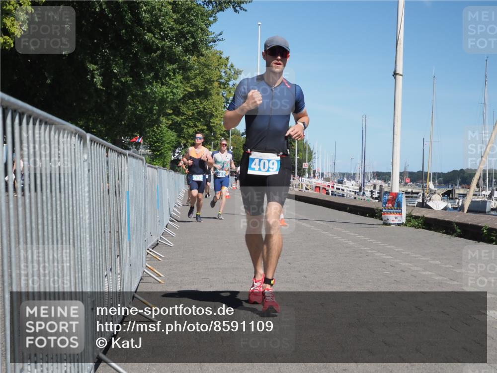 17.08.2025 - KN Förde Triathlon 2025 KatJ http://msf.ph/oto/8591109 17.08.2025 13:37:02 Laufen 402, 409, 483 meine-sportfotos.de