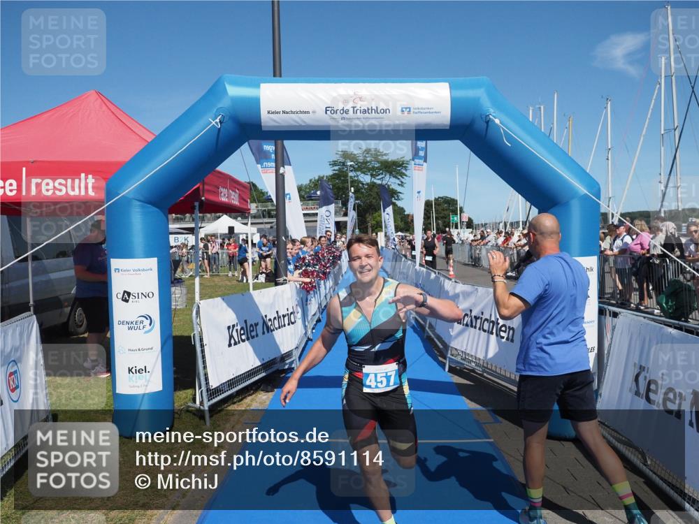 17.08.2025 - KN Förde Triathlon 2025 MichiJ http://msf.ph/oto/8591114 17.08.2025 13:50:43 Laufen 457 meine-sportfotos.de