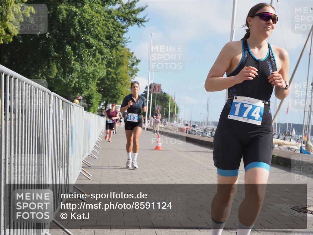 17.08.2025 - KN Förde Triathlon 2025 KatJ http://msf.ph/oto/8591124 17.08.2025 10:18:27 Laufen 155, 163, 174 meine-sportfotos.de
