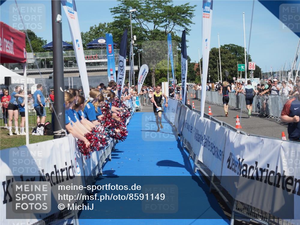 17.08.2025 - KN Förde Triathlon 2025 MichiJ http://msf.ph/oto/8591149 17.08.2025 13:50:56 Laufen 493 meine-sportfotos.de