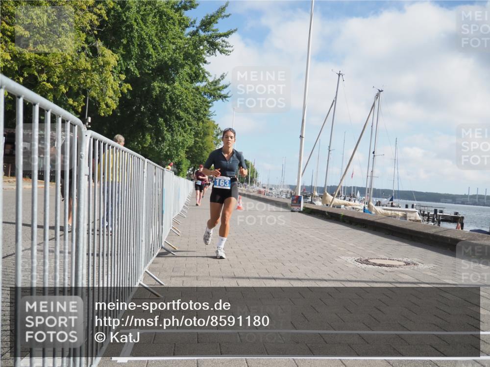 17.08.2025 - KN Förde Triathlon 2025 KatJ http://msf.ph/oto/8591180 17.08.2025 10:18:29 Laufen 155, 163, 174, 237 meine-sportfotos.de
