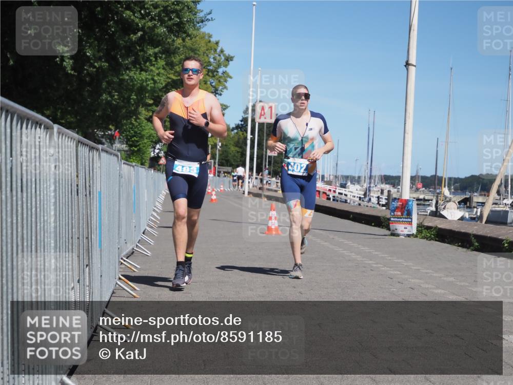 17.08.2025 - KN Förde Triathlon 2025 KatJ http://msf.ph/oto/8591185 17.08.2025 13:37:06 Laufen 398, 402, 409, 479, 483 meine-sportfotos.de
