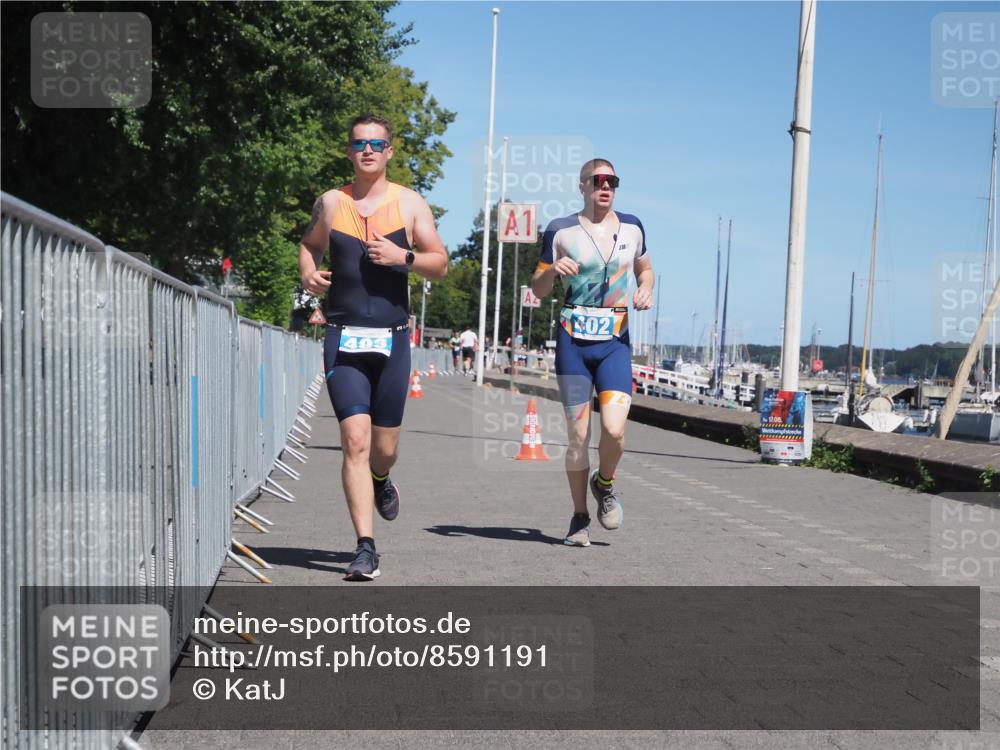 17.08.2025 - KN Förde Triathlon 2025 KatJ http://msf.ph/oto/8591191 17.08.2025 13:37:06 Laufen 398, 402, 409, 479, 483 meine-sportfotos.de