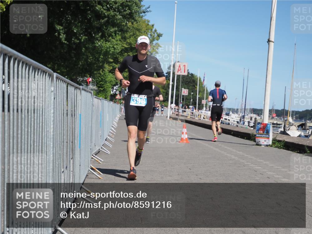 17.08.2025 - KN Förde Triathlon 2025 KatJ http://msf.ph/oto/8591216 17.08.2025 13:37:10 Laufen 398, 402, 479, 483 meine-sportfotos.de