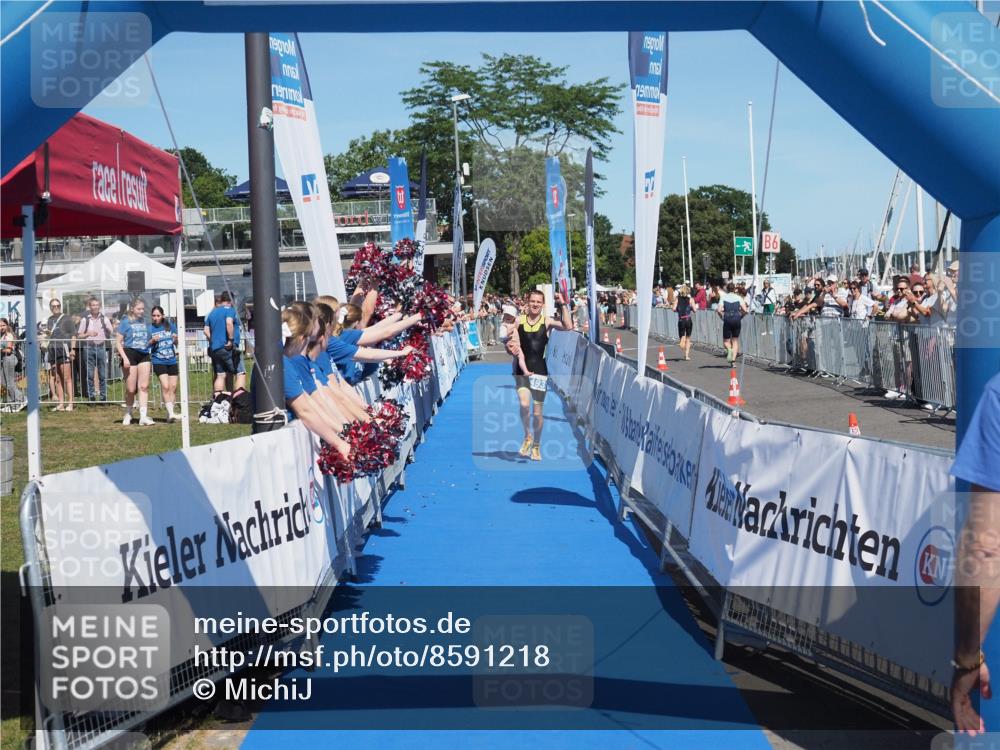 17.08.2025 - KN Förde Triathlon 2025 MichiJ http://msf.ph/oto/8591218 17.08.2025 13:50:57 Laufen 493 meine-sportfotos.de