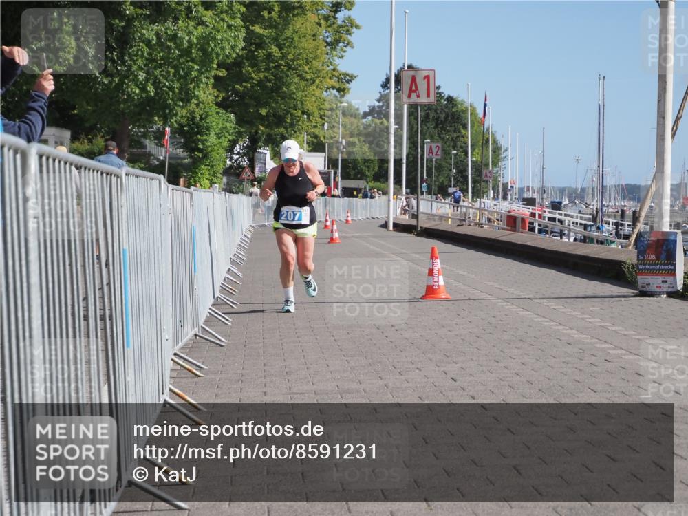 17.08.2025 - KN Förde Triathlon 2025 KatJ http://msf.ph/oto/8591231 17.08.2025 10:51:13 Laufen 207 meine-sportfotos.de