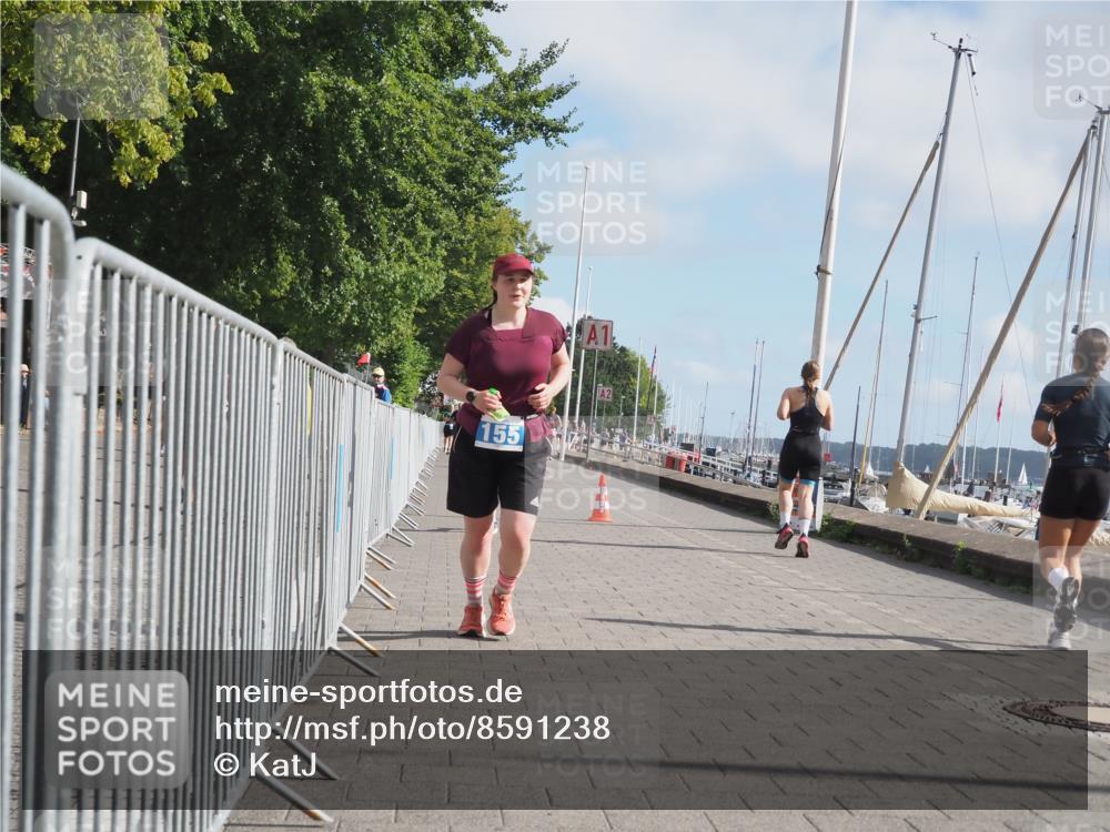 17.08.2025 - KN Förde Triathlon 2025 KatJ http://msf.ph/oto/8591238 17.08.2025 10:18:34 Laufen 155, 237 meine-sportfotos.de