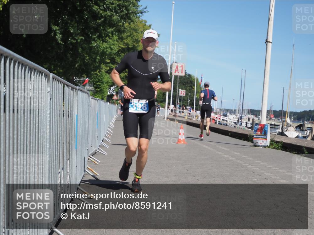 17.08.2025 - KN Förde Triathlon 2025 KatJ http://msf.ph/oto/8591241 17.08.2025 13:37:10 Laufen 398, 402, 479, 483 meine-sportfotos.de